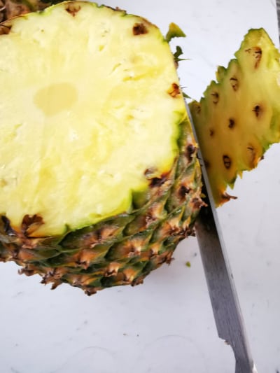 How to cut whole pineapple