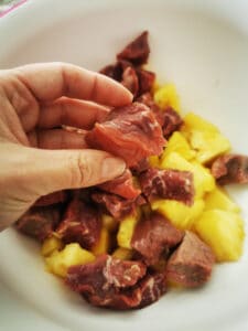 cinnamon beef and pineapple - size of pieces to cut